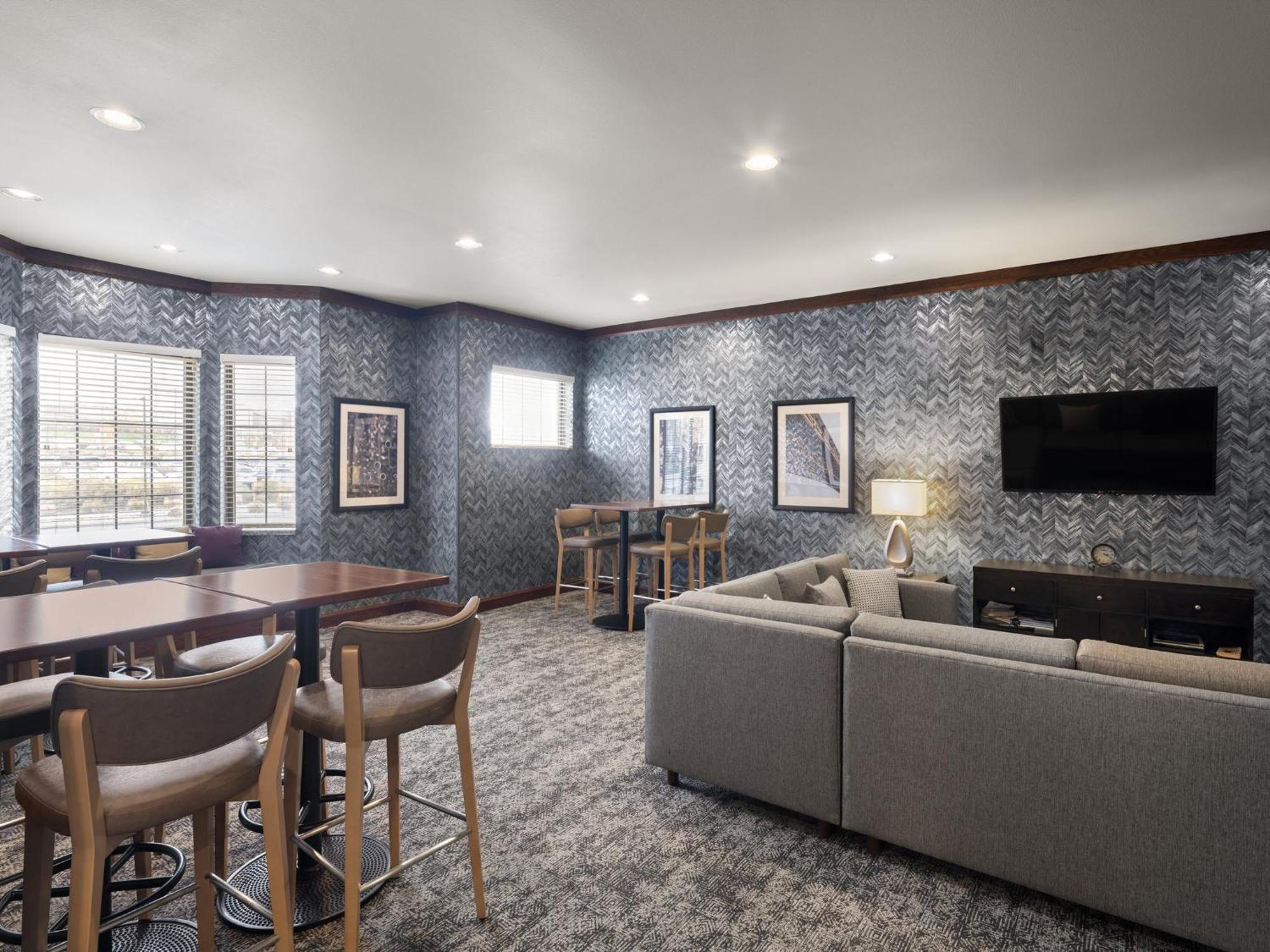 Staybridge Suites Midvale By Ihg Exterior foto